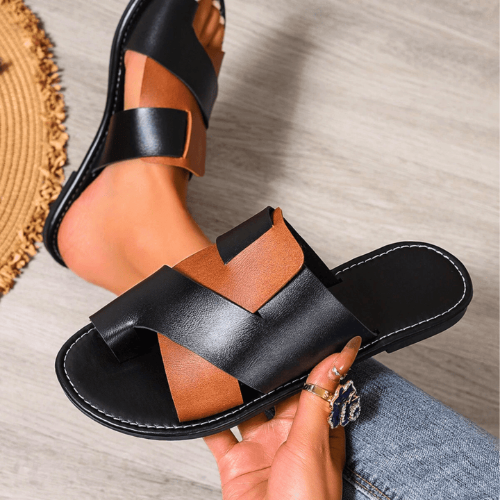 LIA – Two - Tone Comfort Slippers