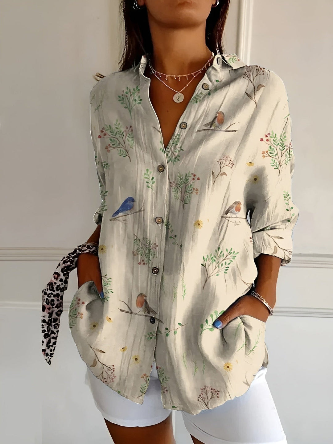 BRENDA - Casual Blouse With Flowers And Waves